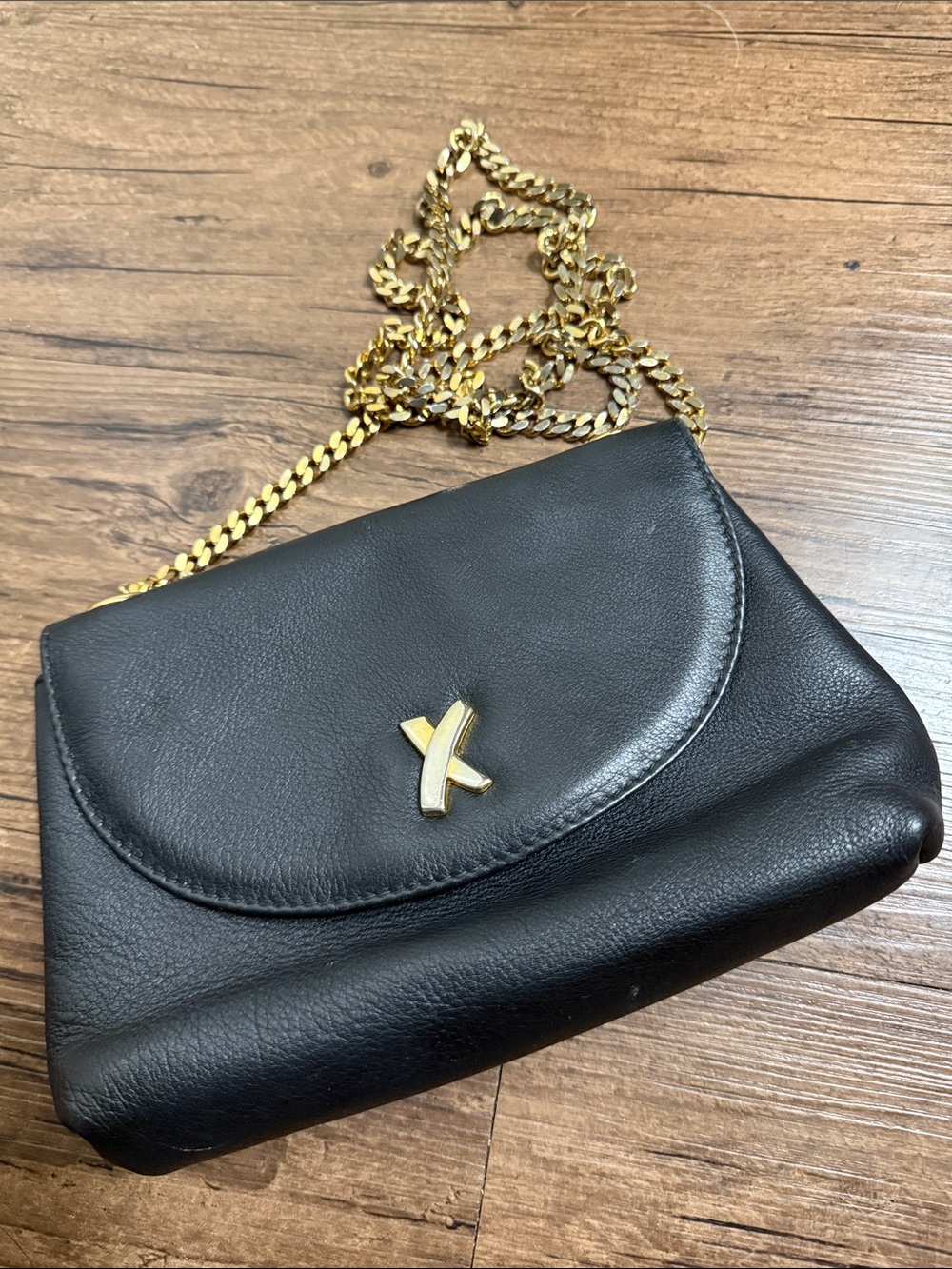 Paloma Picasso Black Genuine Leather Crossbody Bag with Gold Chain🔥